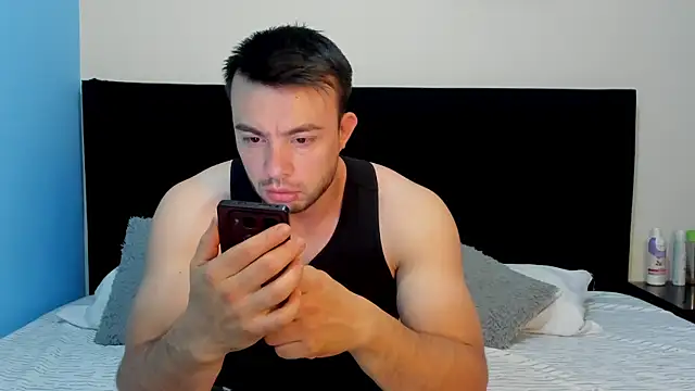 lissandthor13 online show from April 15, 9:21 am