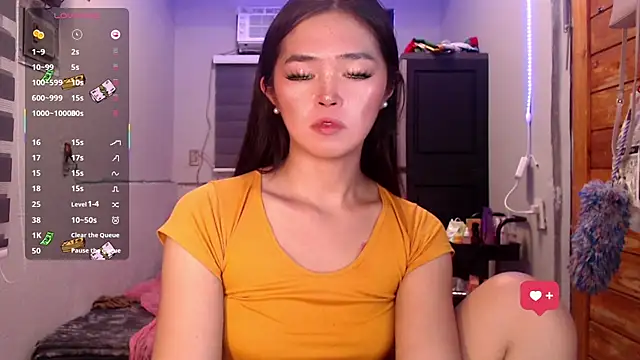 Snapshot of Itsme_claire chatting on October 15, 12:41 pm Itsme claire online show from October 15, 12:41 pm