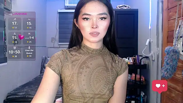 Snapshot of Itsme_claire chatting on October 14, 3:20 am Itsme claire online show from October 14, 3:20 am