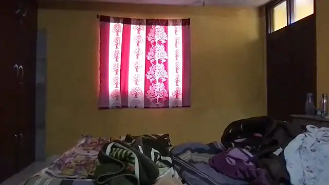 Snapshot of Rubysinghsexy chatting on October 11, 3:44 am Rubysinghsexy online show from October 11, 3:44 am