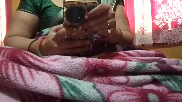 Snapshot of Rubysinghsexy chatting on September 20, 4:00 am Rubysinghsexy online show from September 20, 4:00 am