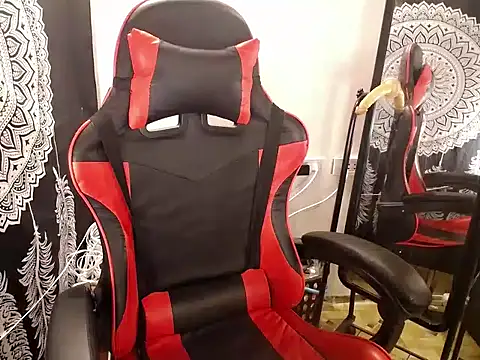 LadyDiana8 online show from April 19, 9:06 pm