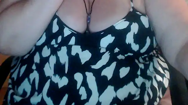 Snapshot of mayasmith chatting on September 13, 3:31 pm mayasmith online show from September 13, 3:31 pm