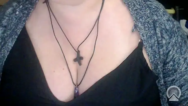 Snapshot of mayasmith chatting on October 14, 3:25 pm mayasmith online show from October 14, 3:25 pm