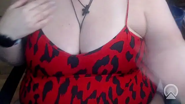 Snapshot of mayasmith chatting on October 4, 10:10 am mayasmith online show from October 4, 10:10 am