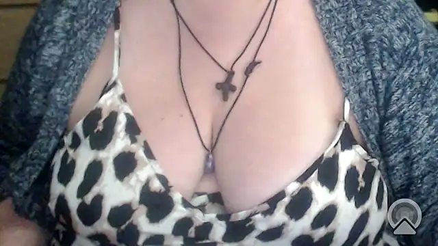 Snapshot of mayasmith chatting on October 7, 12:42 pm mayasmith online show from October 7, 12:42 pm