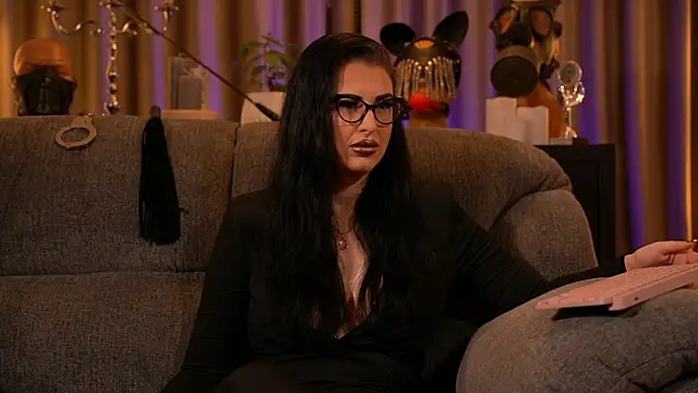 kelly kent online show from October 16, 10:34 pm