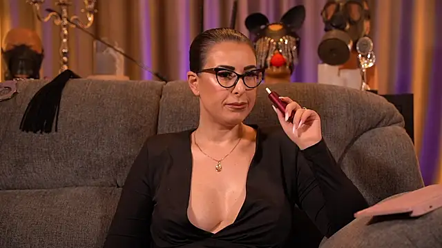 kelly kent online show from December 20, 1:31 am