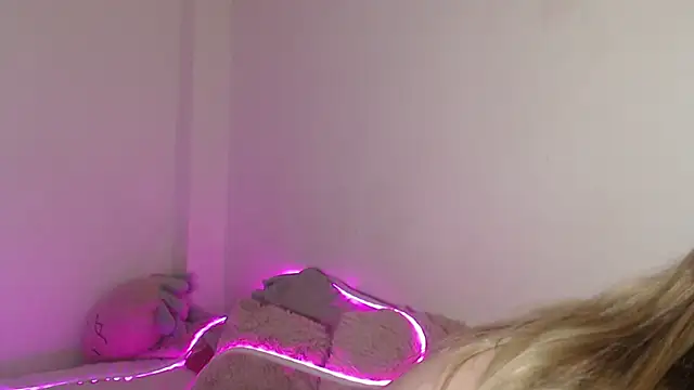 SweetSofty online show from December 14, 12:27 am