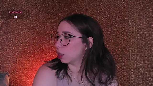 Apartment28 online show from June 11, 2:11 am