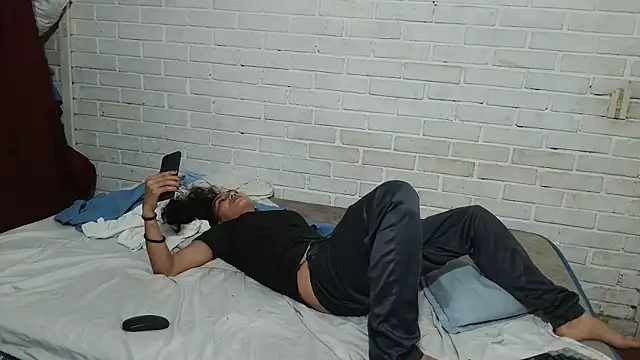 valeriaswang Lucas online show from December 3, 10:23 pm