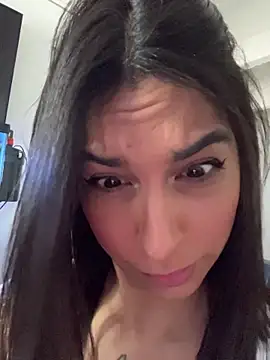 Snapshot of charlotte_stevenss_ chatting on October 13, 3:25 pm charlotte stevenss online show from October 13, 3:25 pm