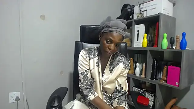 Shaniko89 online show from November 11, 4:52 am