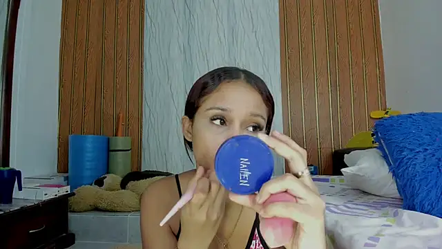 Snapshot of MarianaManzur chatting on September 22, 4:38 pm MarianaManzur online show from September 22, 4:38 pm