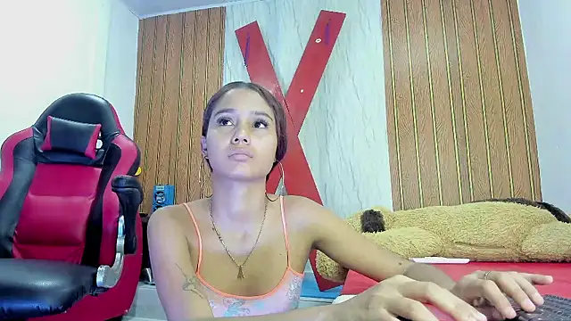 MarianaManzur online show from January 10, 4:33 pm