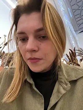 ValenciaShock online show from December 3, 6:49 am