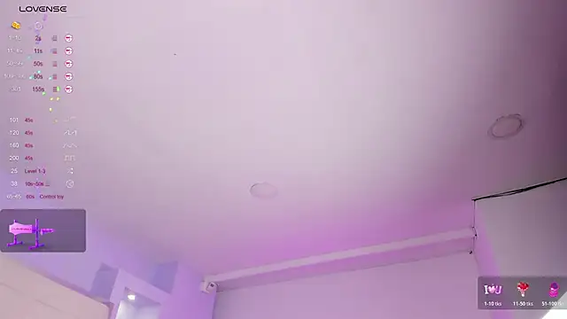 Isabella Daniell online show from October 26, 4:30 am