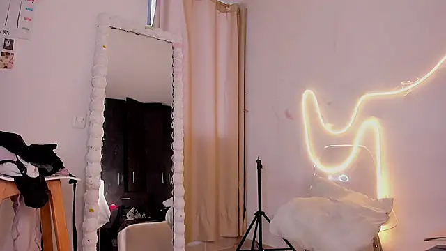 megar 3 online show from September 12, 10:28 pm