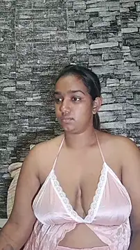 Xindias fantasyX online show from November 5, 5:40 pm