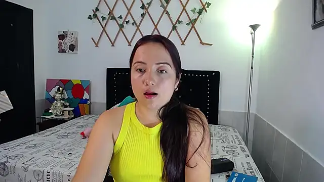 naughty girl 4u online show from June 25, 7:04 pm