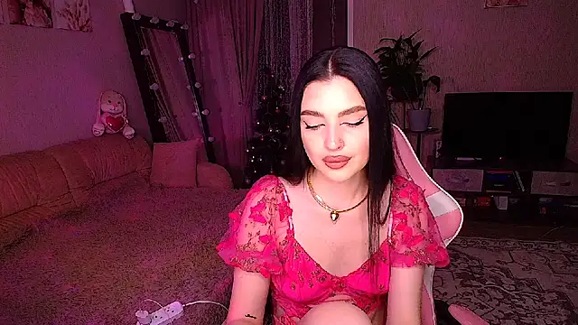   Malika   online show from January 15, 3:51 pm