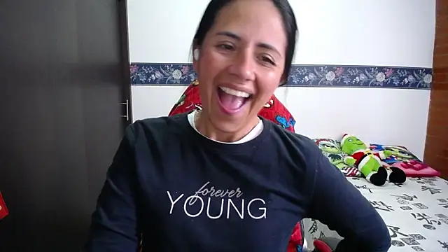 sharoon cheerry online show from November 28, 2:09 pm