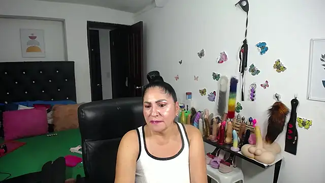 mature bigboobs10 online show from February 7, 6:06 am