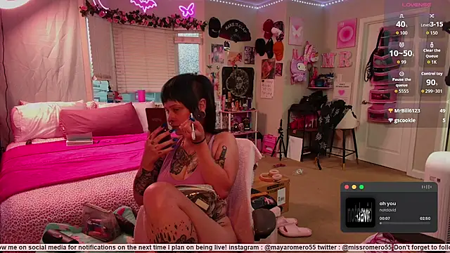 Snapshot of MissRomero chatting on September 11, 1:50 am MissRomero online show from September 11, 1:50 am