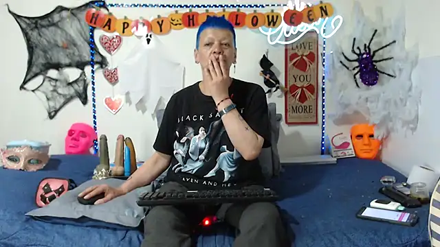 loquitaqueen011 online show from October 10, 10:25 pm