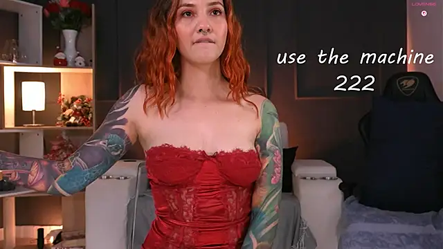 RedJasmine  online show from November 10, 10:38 pm