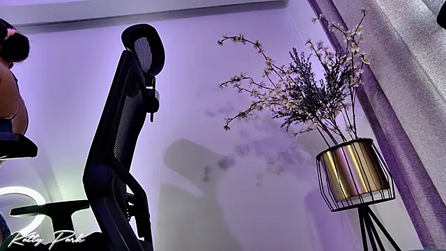 kattypark online show from December 18, 10:14 pm