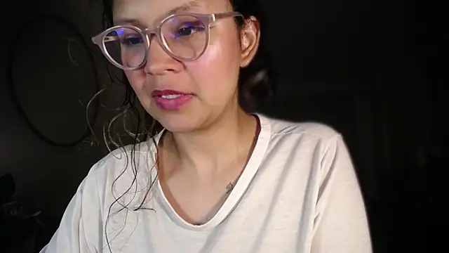 Hathorlove online show from April 13, 8:04 am