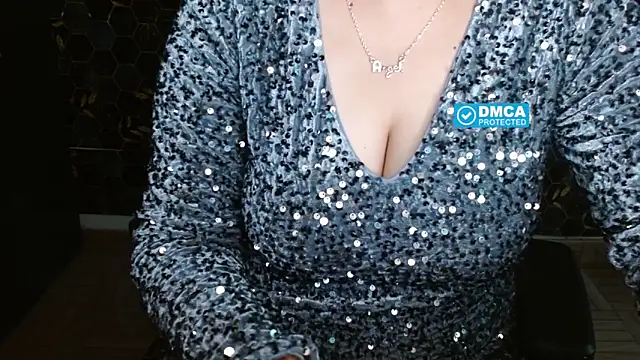 KinderrJoy online show from February 3, 4:43 am