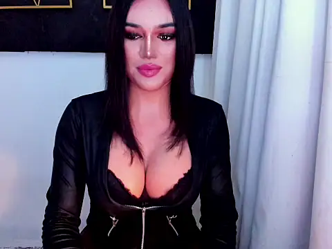 hotstellacumxxx online show from June 9, 3:39 am