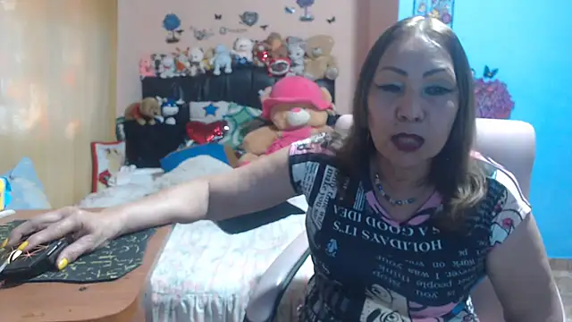 Snapshot of milfeddy_ chatting on September 17, 9:02 pm milfeddy online show from September 17, 9:02 pm
