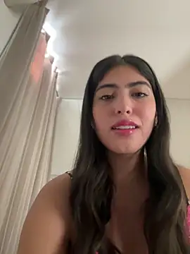 Snapshot of Gaby_zahir_ chatting on October 15, 11:46 am Gaby zahir online show from October 15, 11:46 am