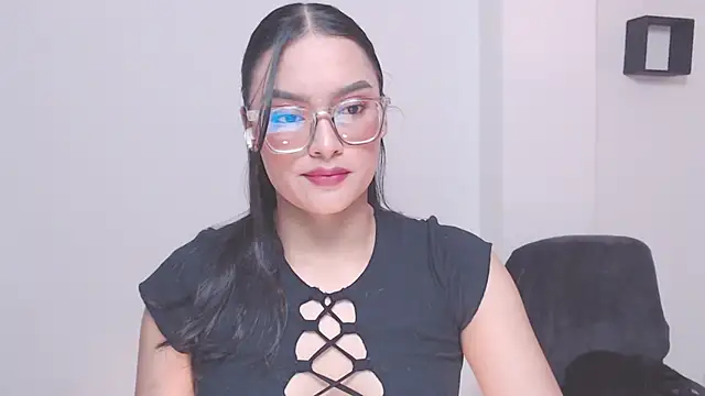 1eve rox online show from April 18, 9:15 pm