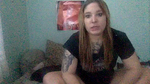 Snapshot of alexabunni chatting on October 25, 1:19 pm alexabunni online show from October 25, 1:19 pm