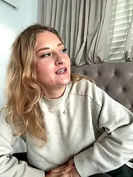 MileySummer online show from November 29, 1:37 pm