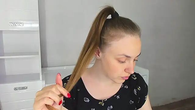 JessicaNickson online show from September 18, 4:05 pm