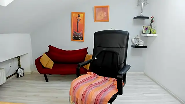 LollaGirl online show from September 24, 3:27 am