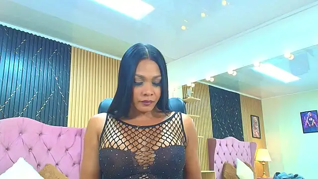 BARBIE BROWNN online show from March 15, 3:25 pm