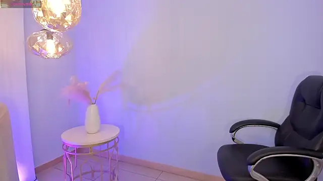 EveBensonX online show from October 26, 5:52 pm