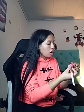 Sofia 888 online show from October 21, 1:15 pm