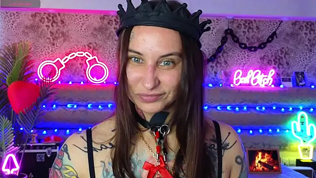 Cool Freak  online show from March 28, 10:37 am