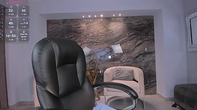 RenataReyes online show from March 18, 9:09 pm