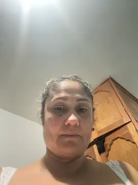 Snapshot of gabiTetas chatting on September 16, 8:50 pm gabiTetas online show from September 16, 8:50 pm
