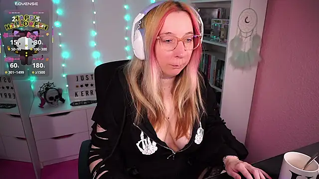 JustKerry online show from October 31, 10:41 am