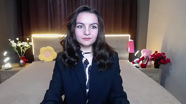 JasmineAsha online show from November 4, 8:19 am