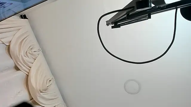 sarita loven online show from March 18, 4:39 am